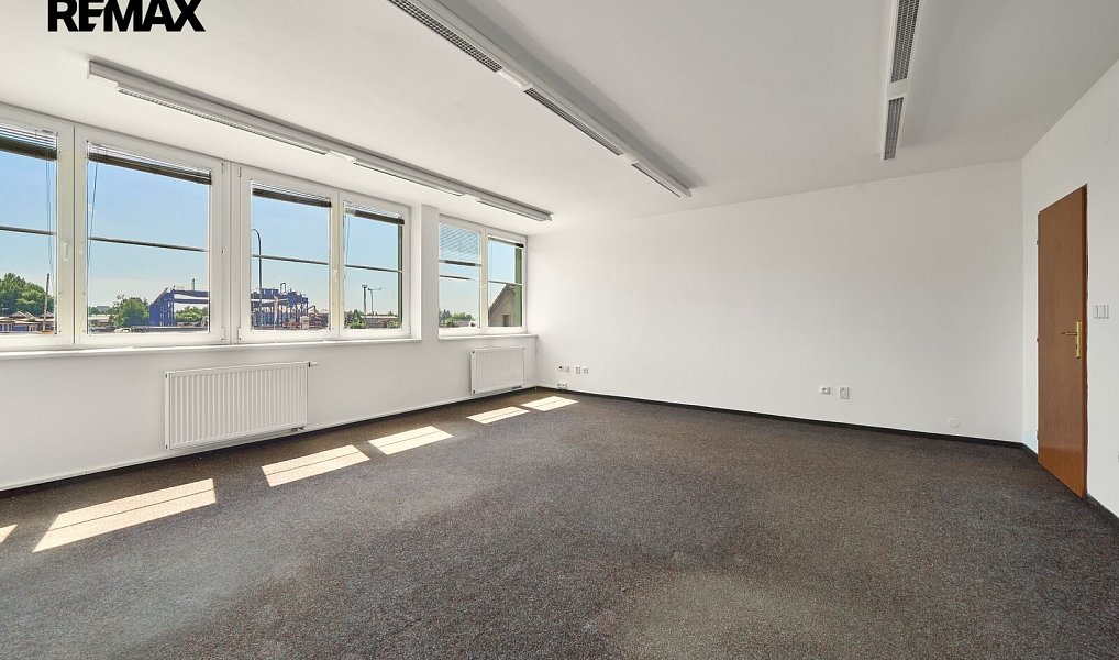 Prodej kanceláře 288 m², Hradec Králové – náhled fotky 10