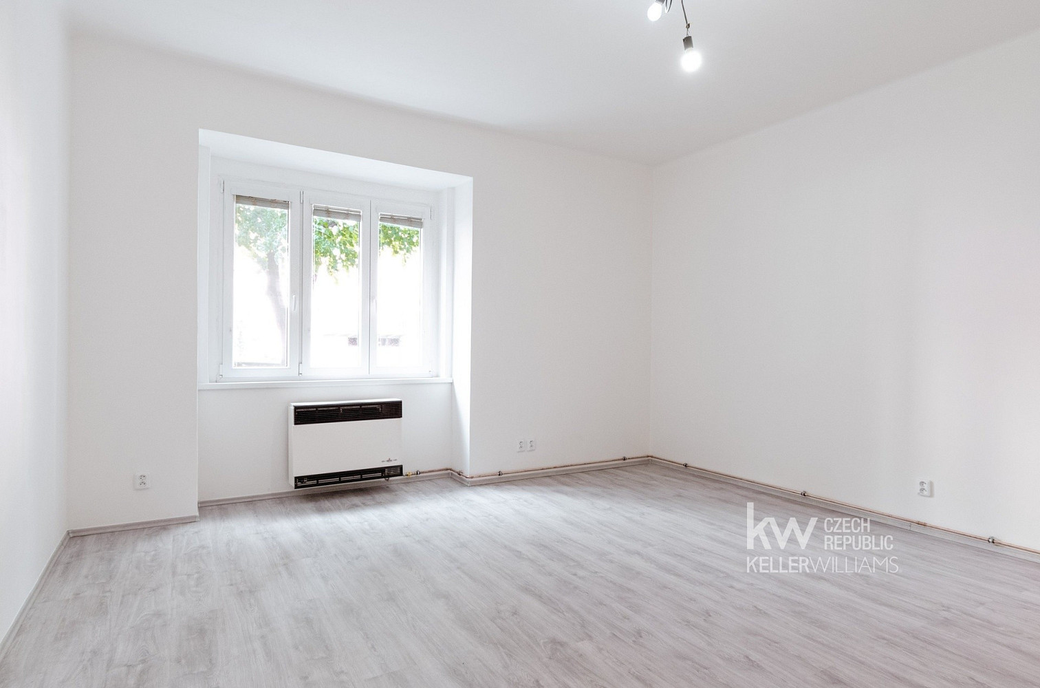 Pronájem bytu 1+1 34 m²