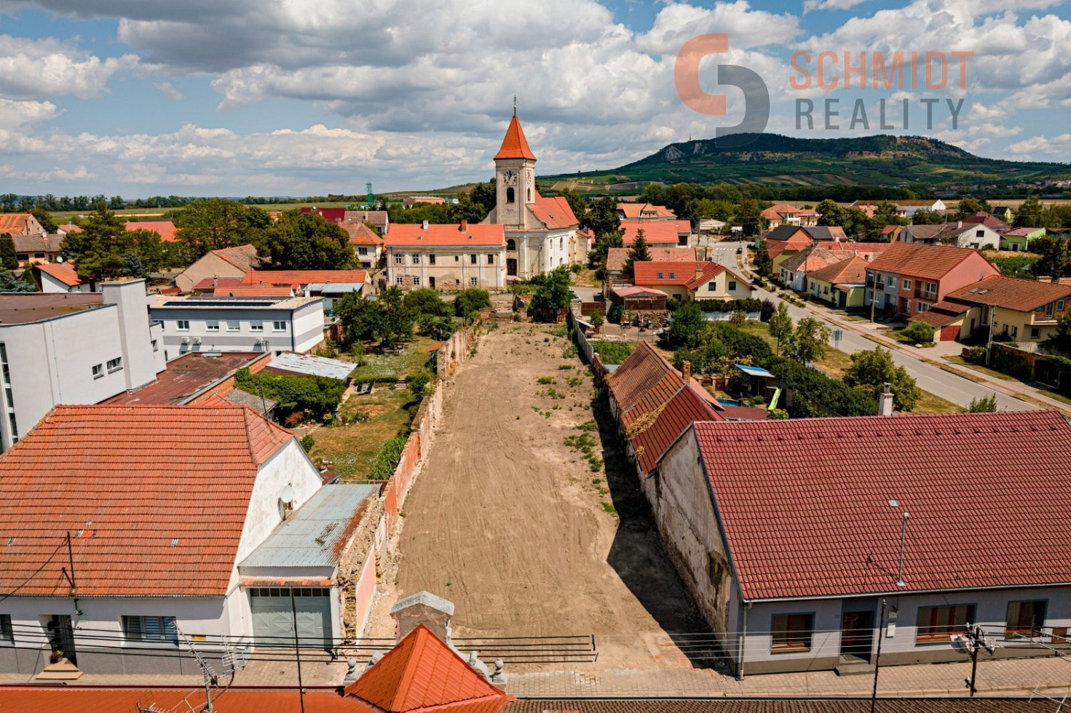 Prodej stavebního pozemku 1 140 m² – fotografie 3