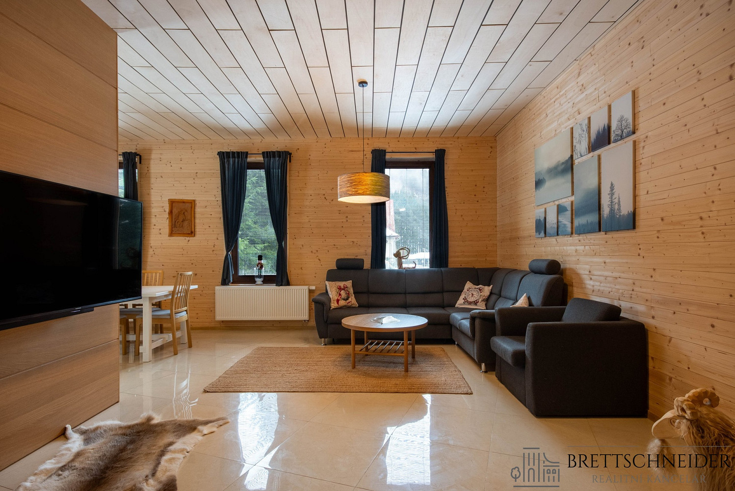 Prodej ubytovacího objektu 230 m² – pohled 2