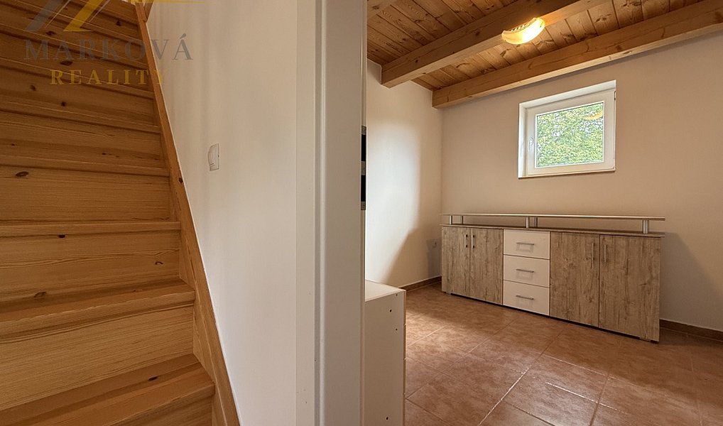 Prodej domu 219 m² s pozemkem 4 179 m², Bujanov – náhled fotky 8
