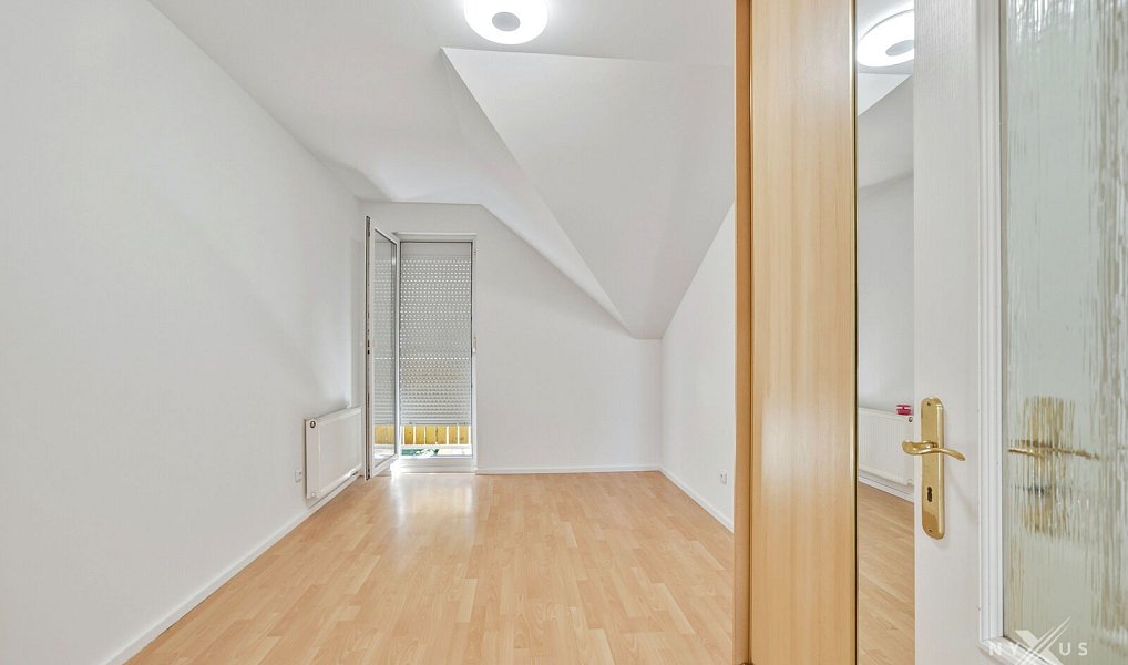 Pronájem domu 324 m² s pozemkem 287 m², Praha – náhled fotky 6