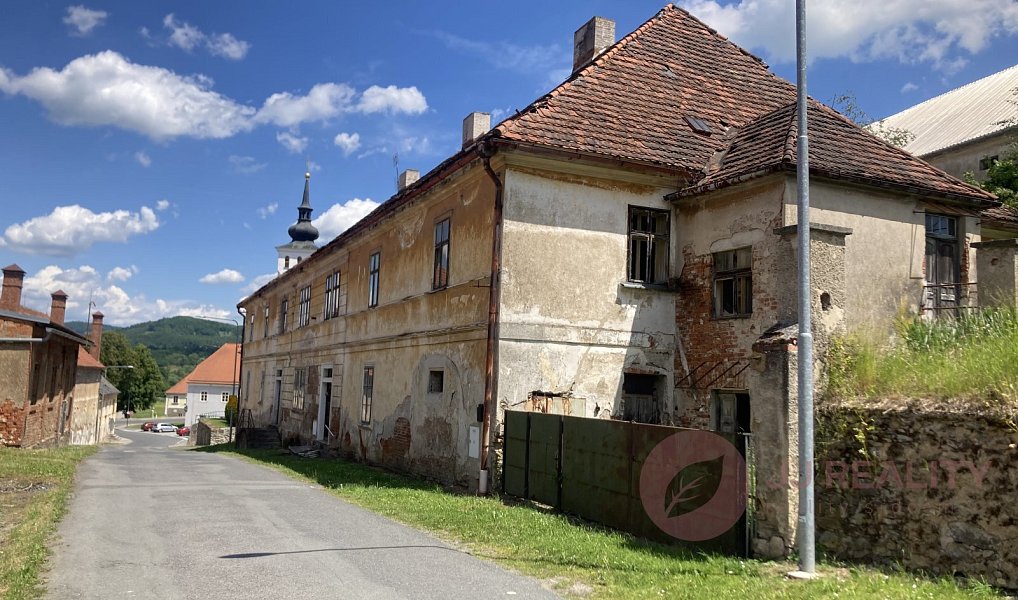 Prodej domu 950 m² s pozemkem 200 m², Kout na Šumavě – náhled fotky 3