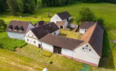 Prodej zemědělského objektu 1 300 m², Dolní Třebonín, okres Český Krumlov