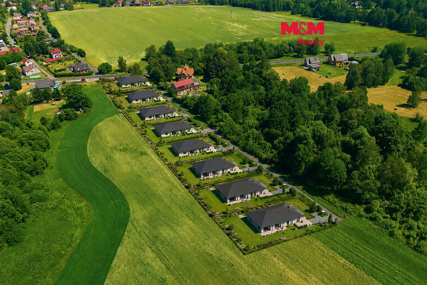 Prodej stavebního pozemku 8 665 m²