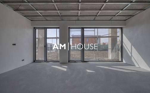 Prodej domu 153 m² s pozemkem 380 m², Zvěřinových, Praha 8 - Březiněves