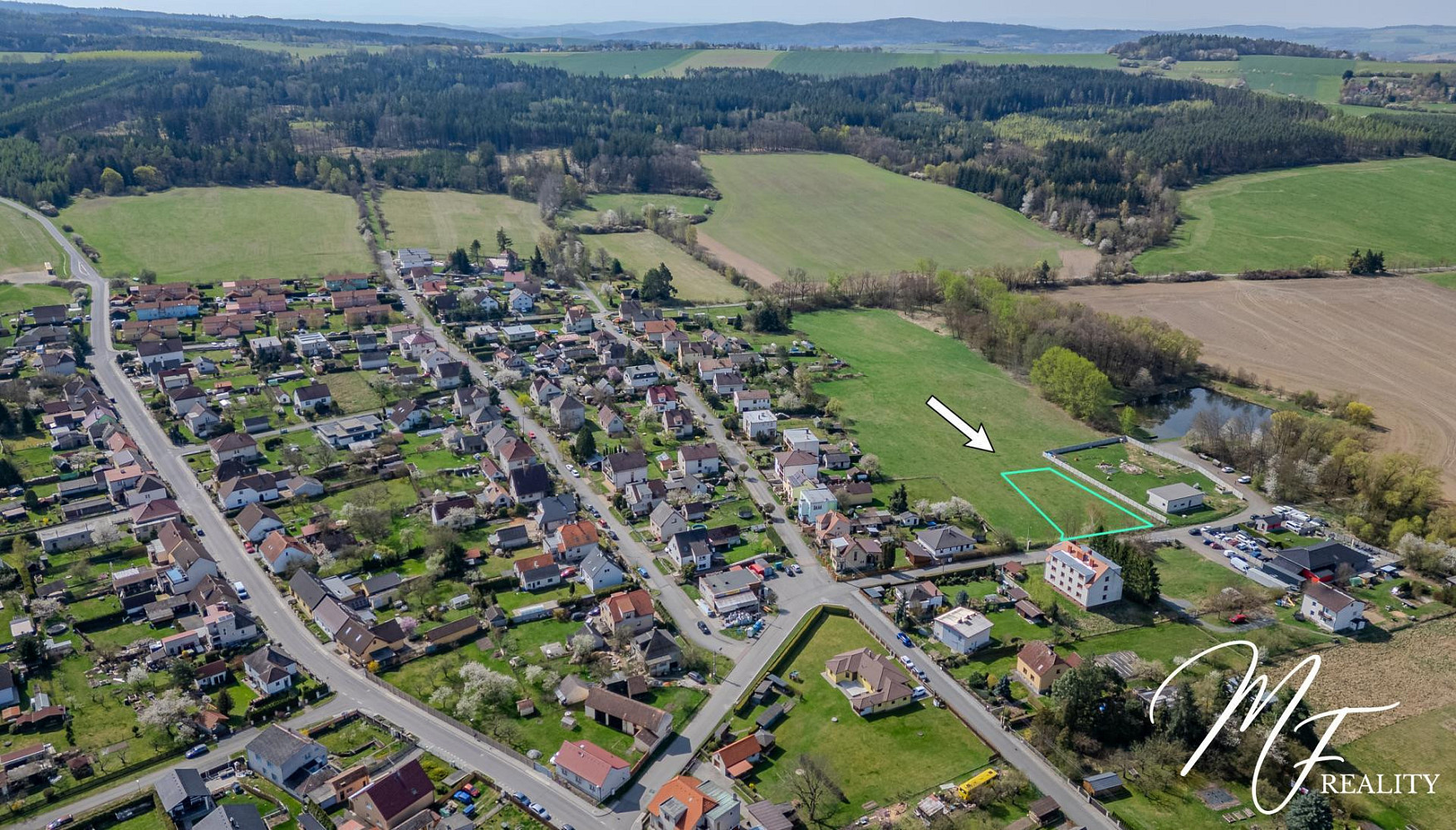 Prodej stavebního pozemku 1 537 m² – fotografie 4
