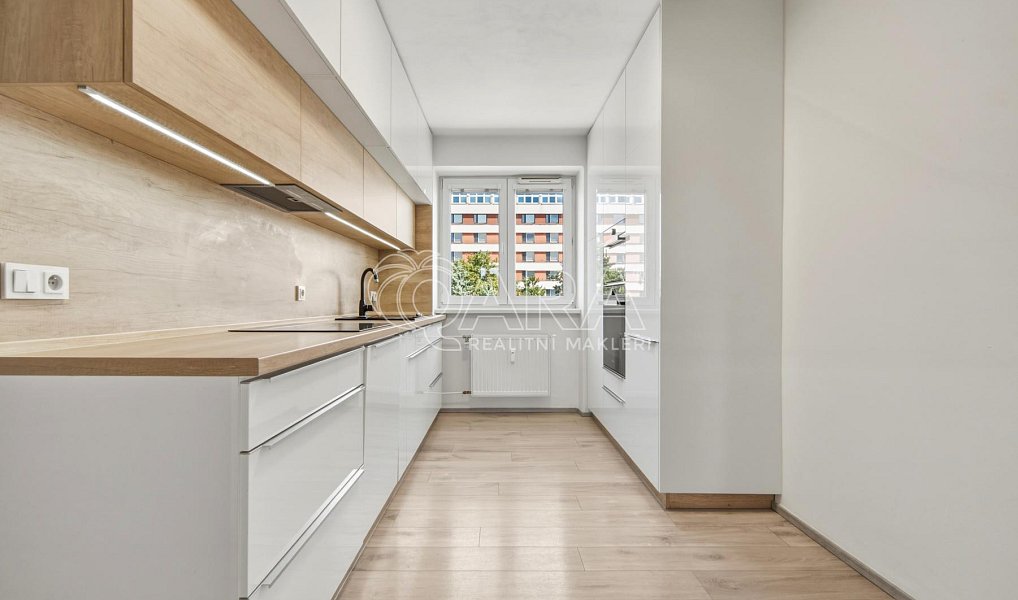 Prodej bytu 2+1 55 m², Hradec Králové – náhled fotky 5