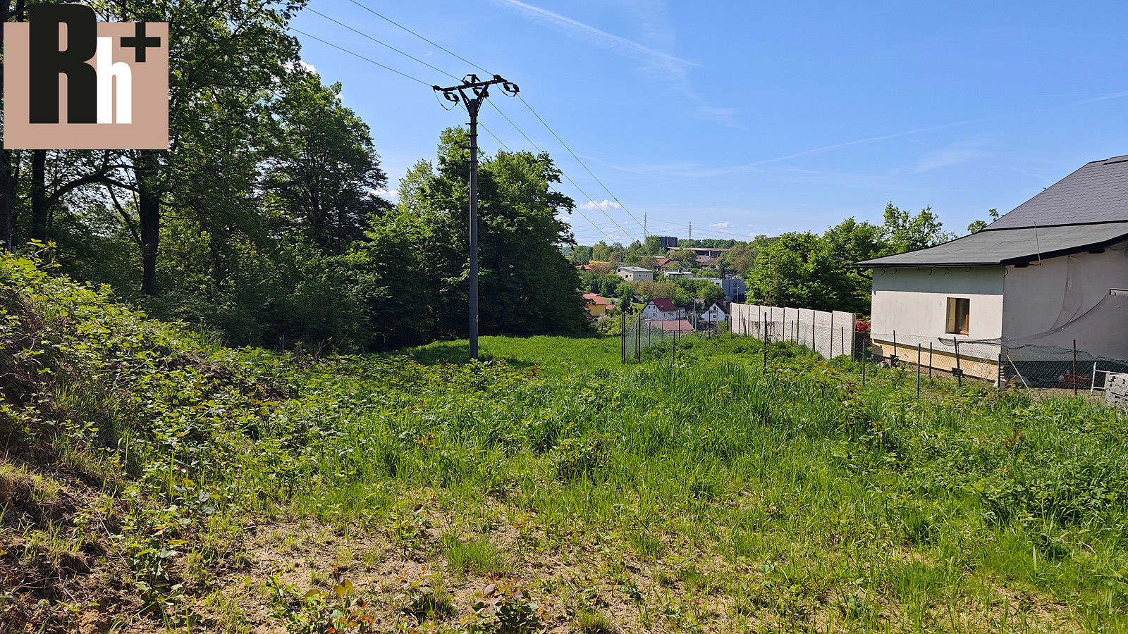 Prodej stavebního pozemku 1 328 m² – fotografie 3