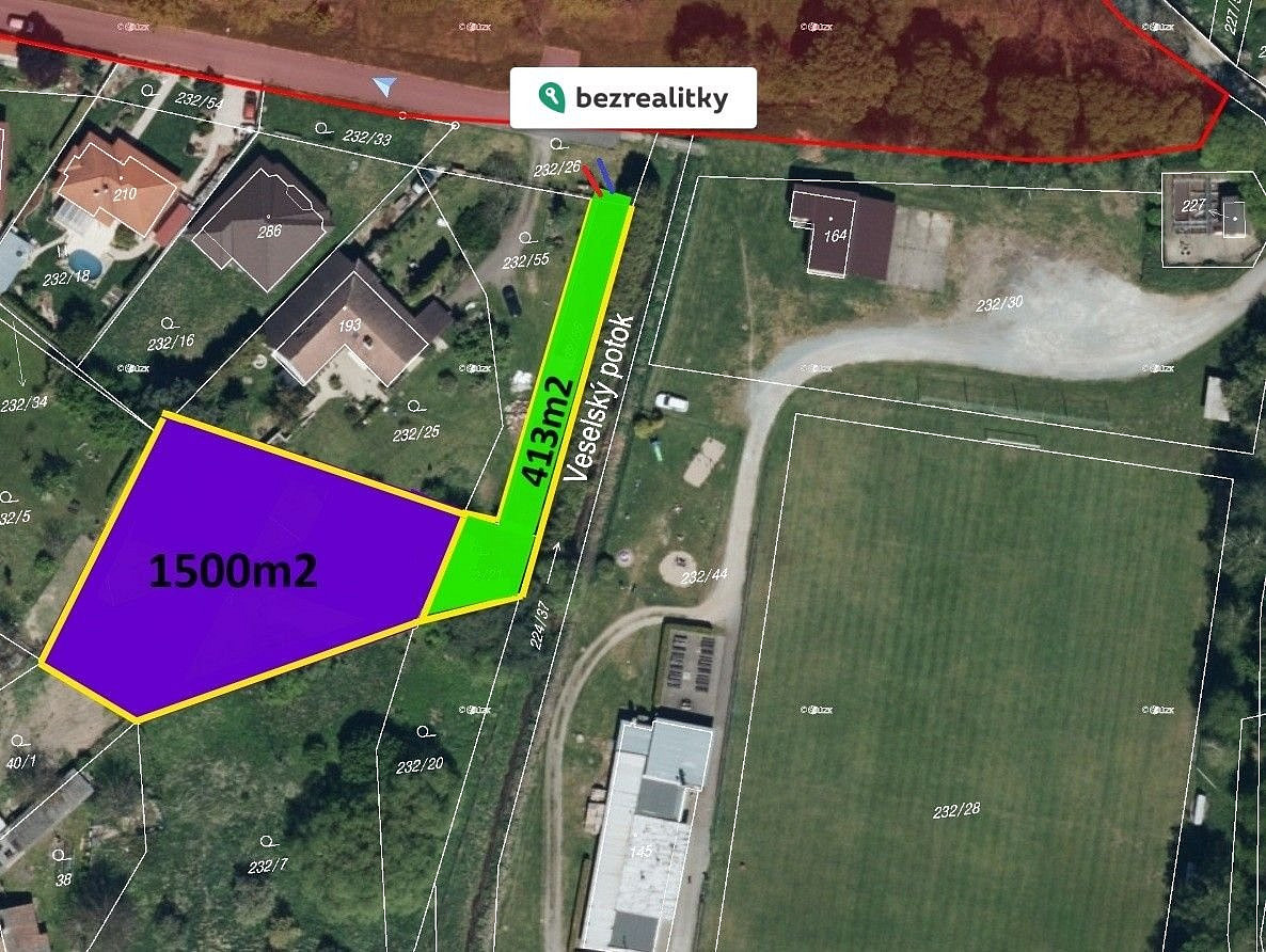 Prodej stavebního pozemku 1 913 m²