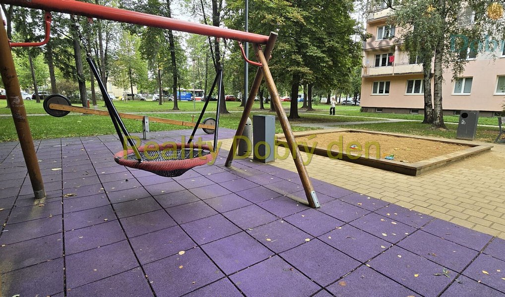 Prodej bytu 3+1 65 m², Opava – náhled fotky 23