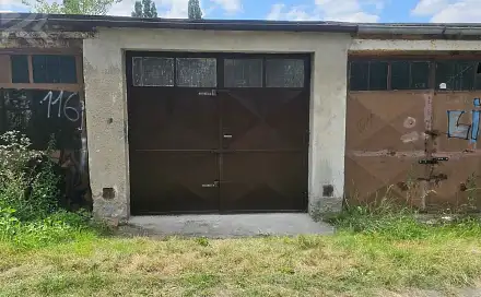 Prodej garáže 19 m2 Čakovice, ulice K Sedlišti, Praha 9