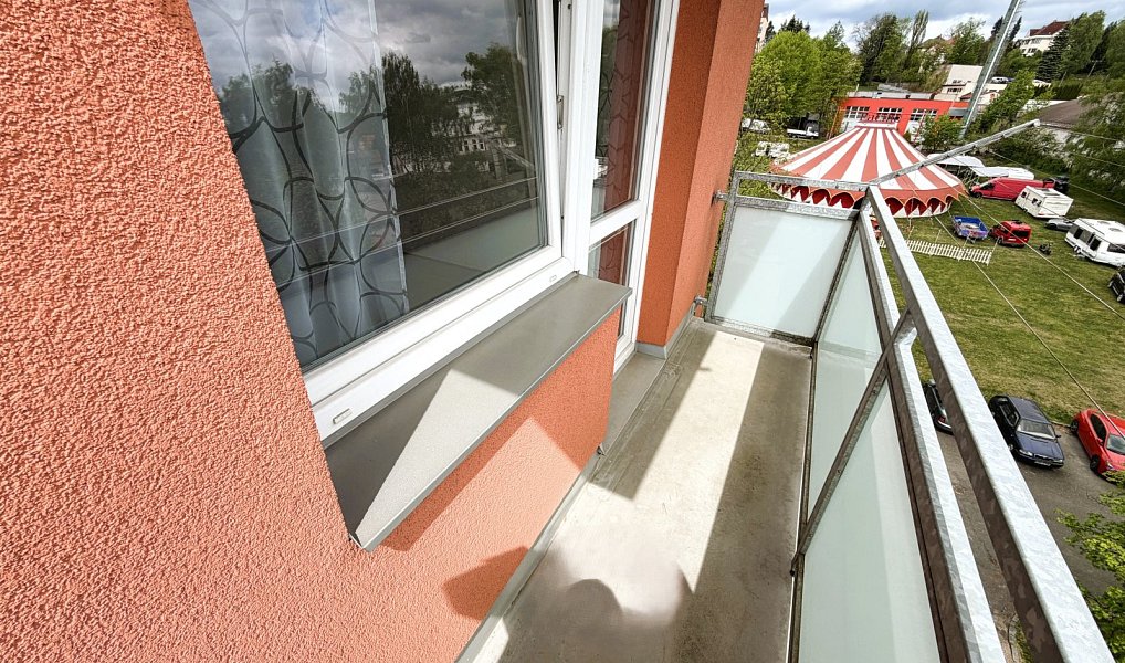 Prodej bytu 3+1 74 m², Červený Kostelec – náhled fotky 2