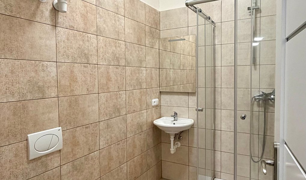 Pronájem bytu 3+kk 75 m², Cheb – náhled fotky 2