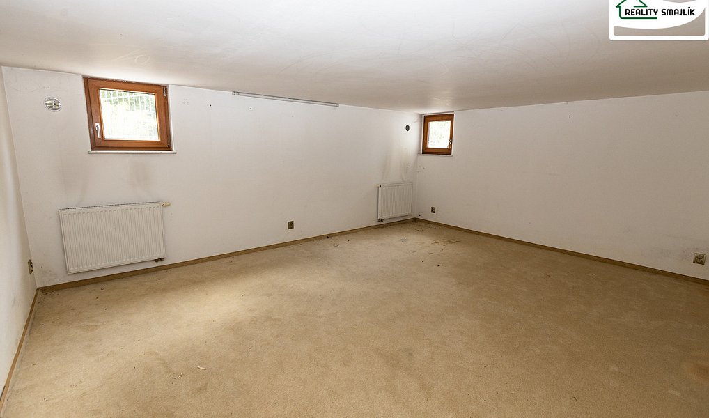 Prodej domu 500 m² s pozemkem 1 839 m², Plesná – náhled fotky 24