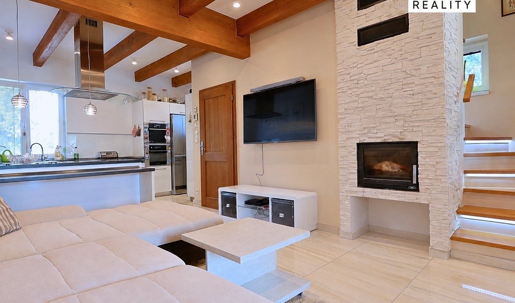 Prodej domu 122 m² s pozemkem 337 m², Troskotovice – náhled fotky 2