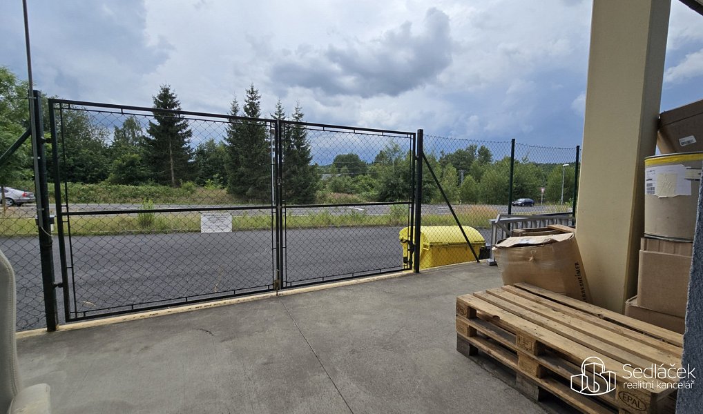 Pronájem výrobních prostor 876 m², Sokolov – náhled fotky 10