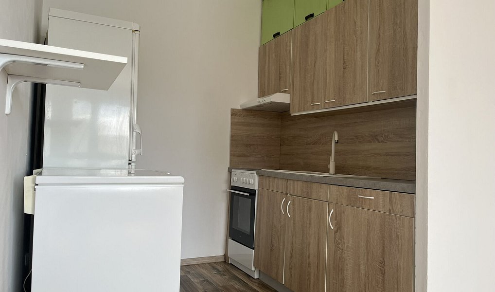 Prodej bytu 2+kk 42 m², Kladno – náhled fotky 3