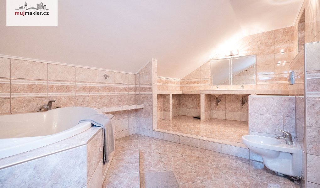 Prodej ubytovacího objektu 360 m², Merklín – náhled fotky 21