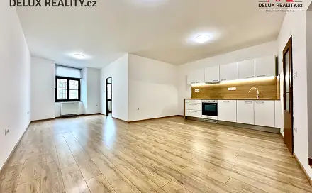 Pronájem bytu 2+kk 57 m², Velká Michalská, Znojmo