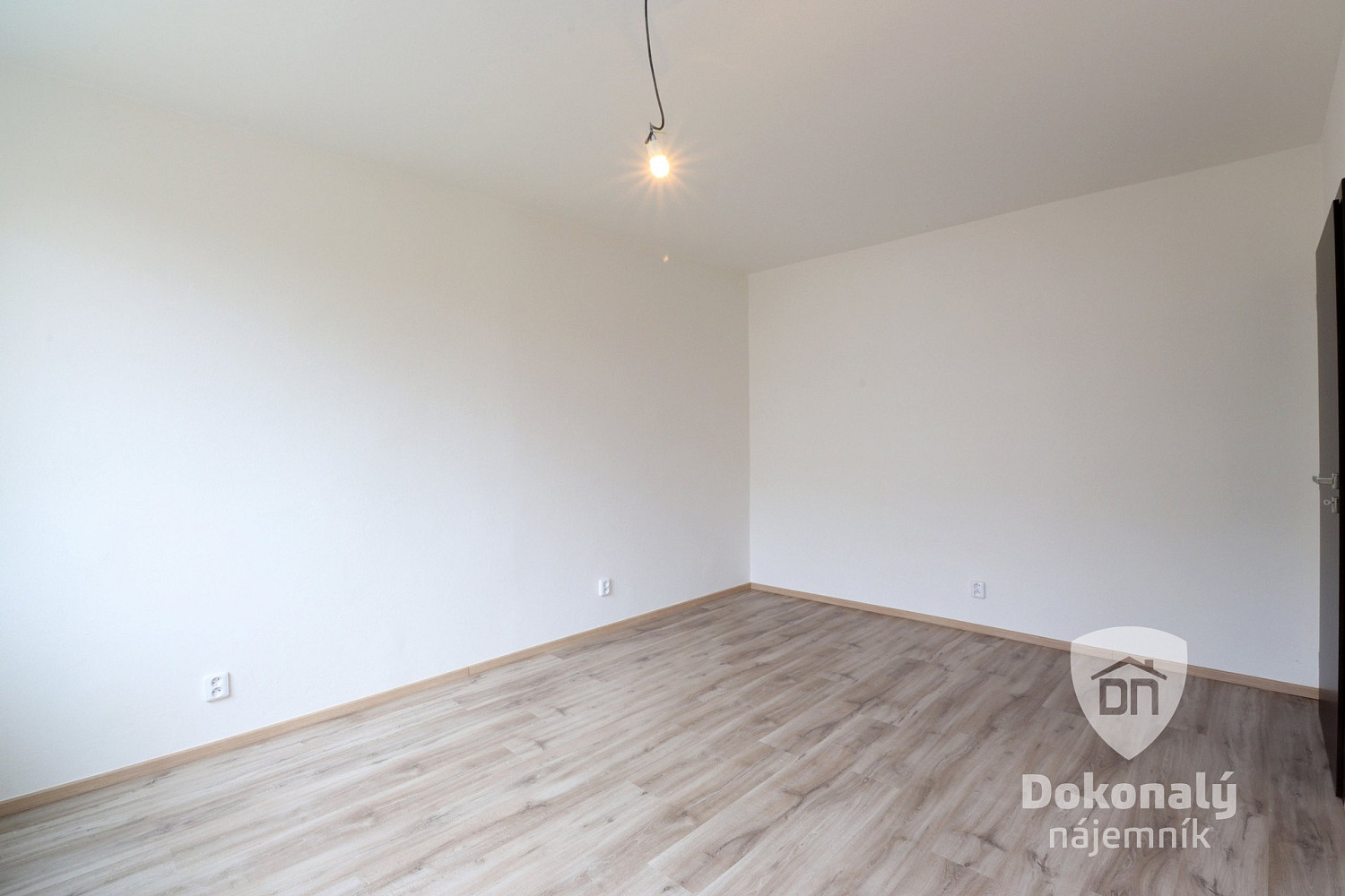 Pronájem bytu 1+kk 27 m² — photo 5
