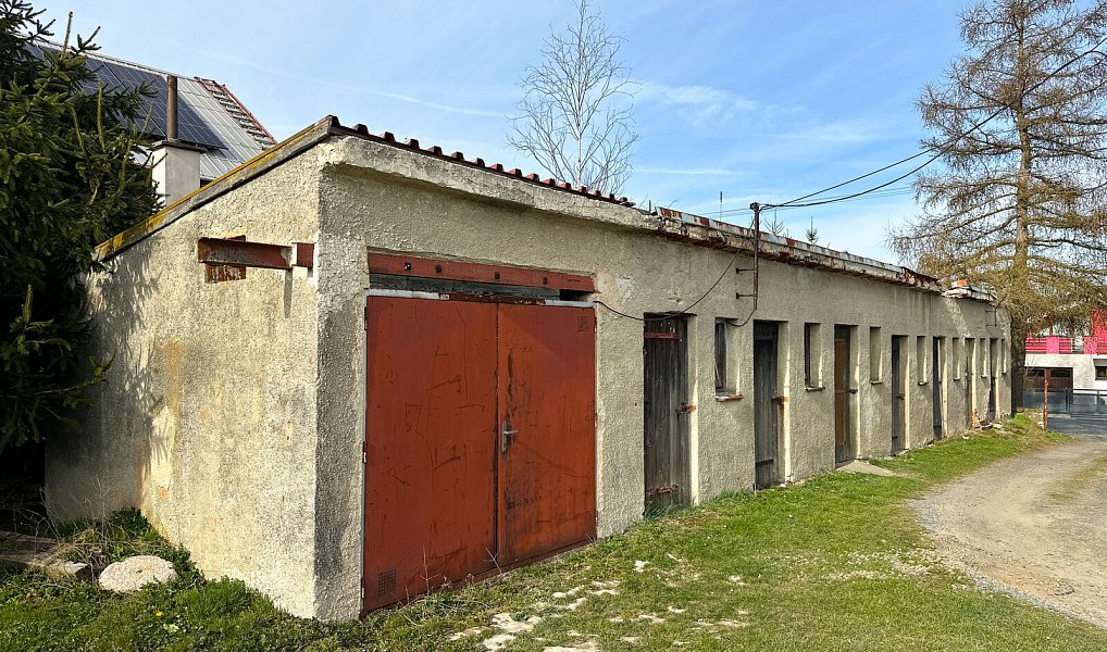 Prodej bytu 1+1 46 m², Planá – náhled fotky 28