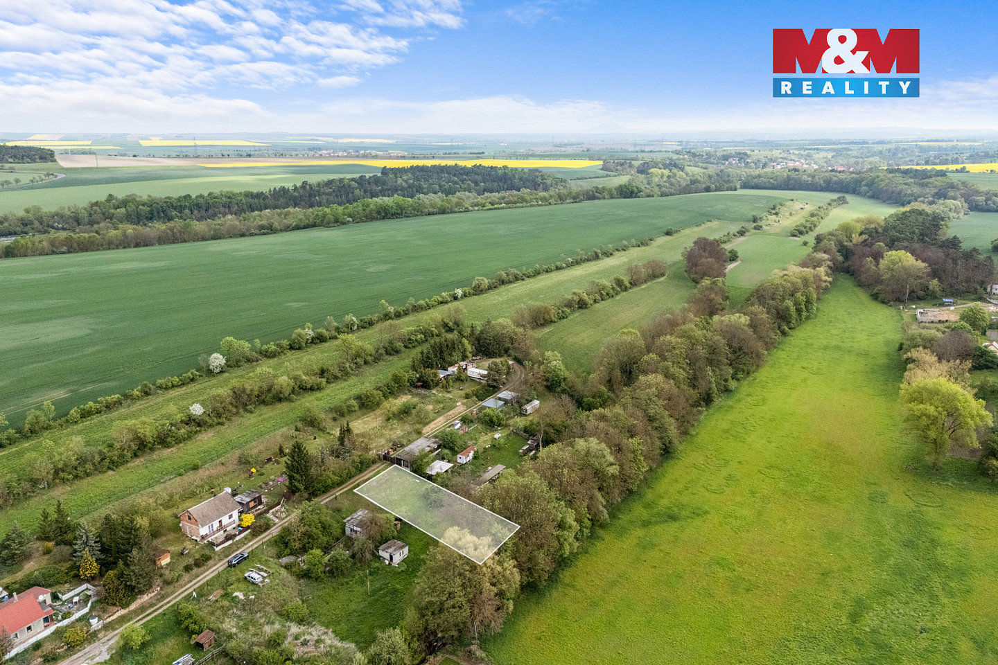 Prodej stavebního pozemku 733 m² – fotografie 5