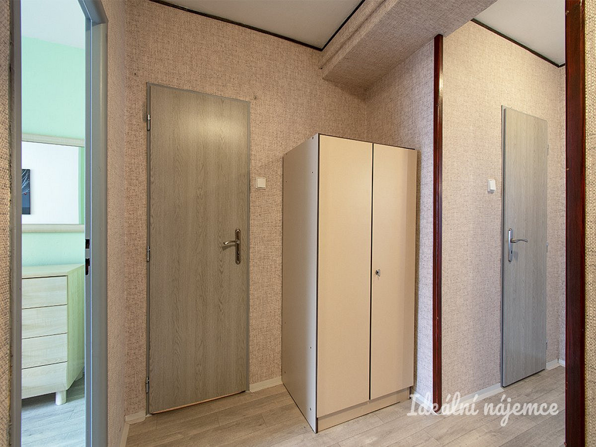 Pronájem bytu 2+1 75 m² – fotografie 3