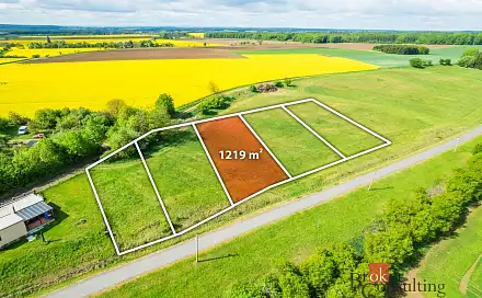 Prodej stavebního pozemku 1 219 m², Boharyně, okres Hradec Králové