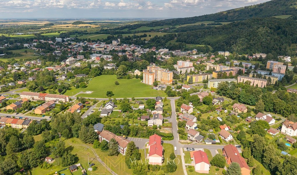Prodej stavebního pozemku 1 251 m², Zlaté Hory – náhled fotky 11