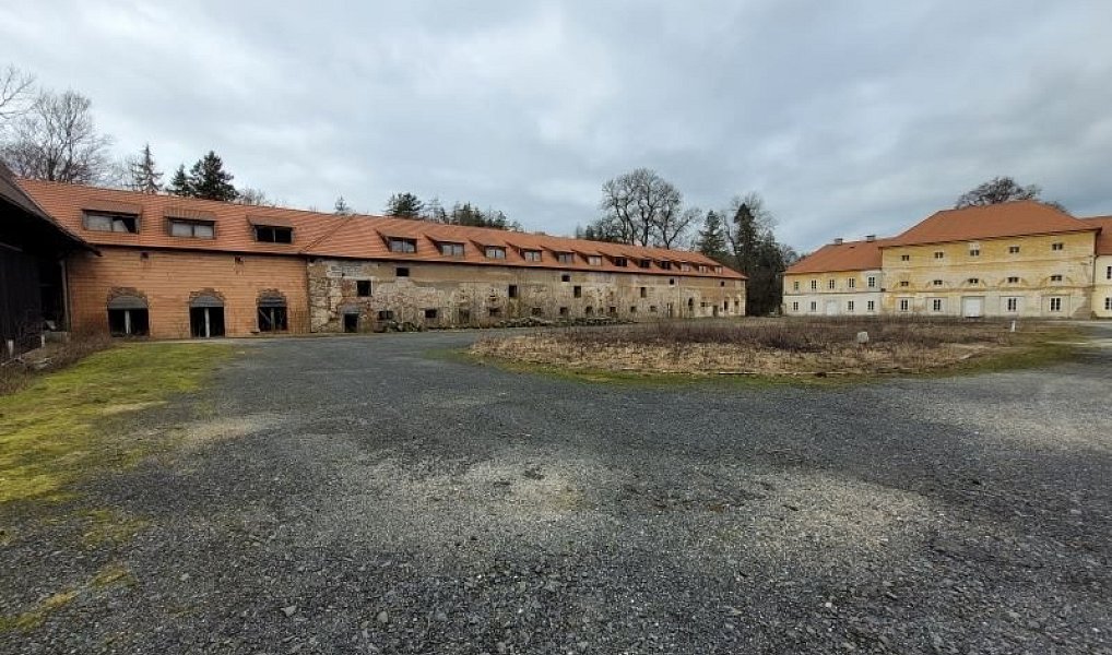 Prodej ubytovacího objektu 1 539 m², Lázně Kynžvart – náhled fotky 3
