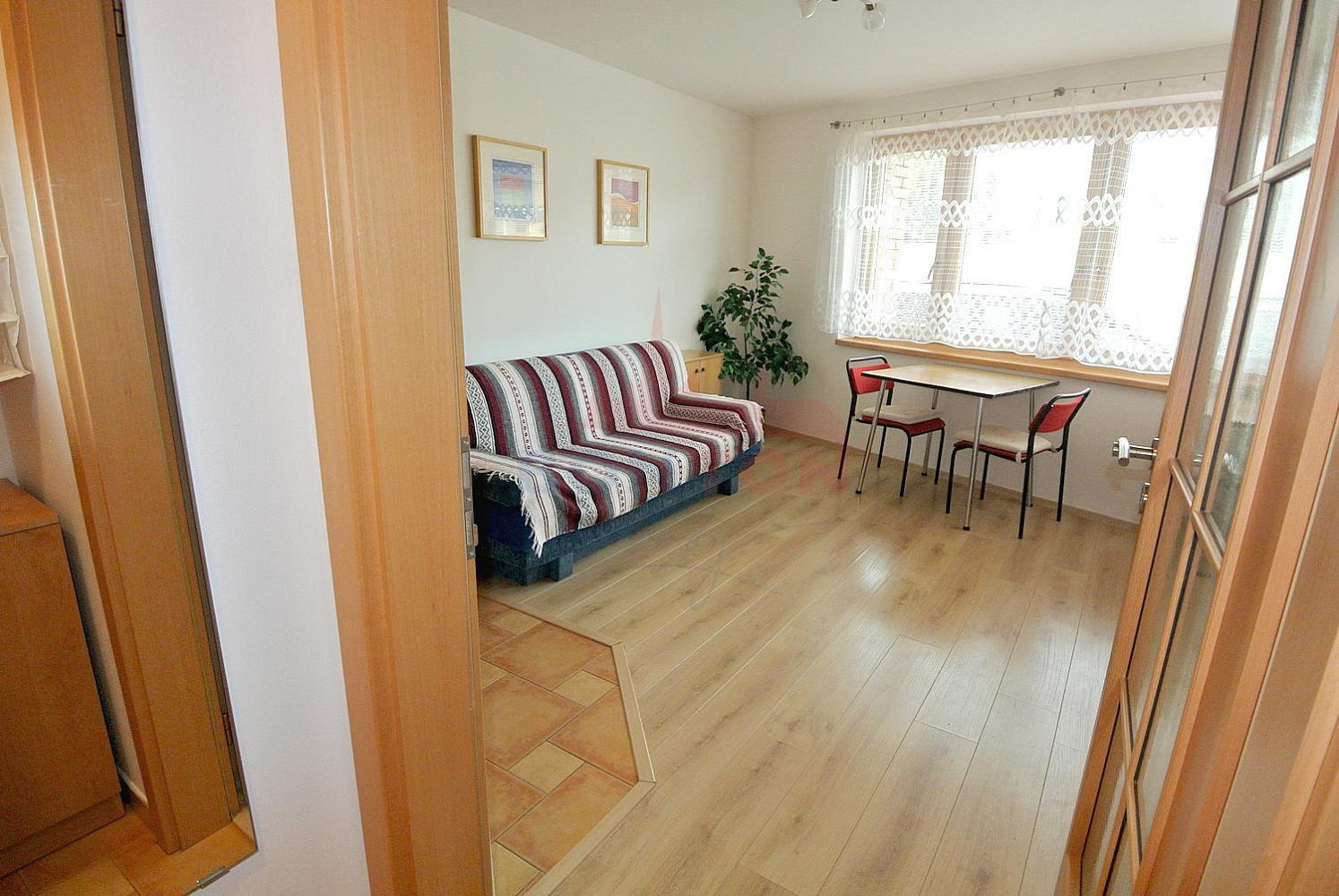 Pronájem bytu 1+kk 22 m² – fotografie 3