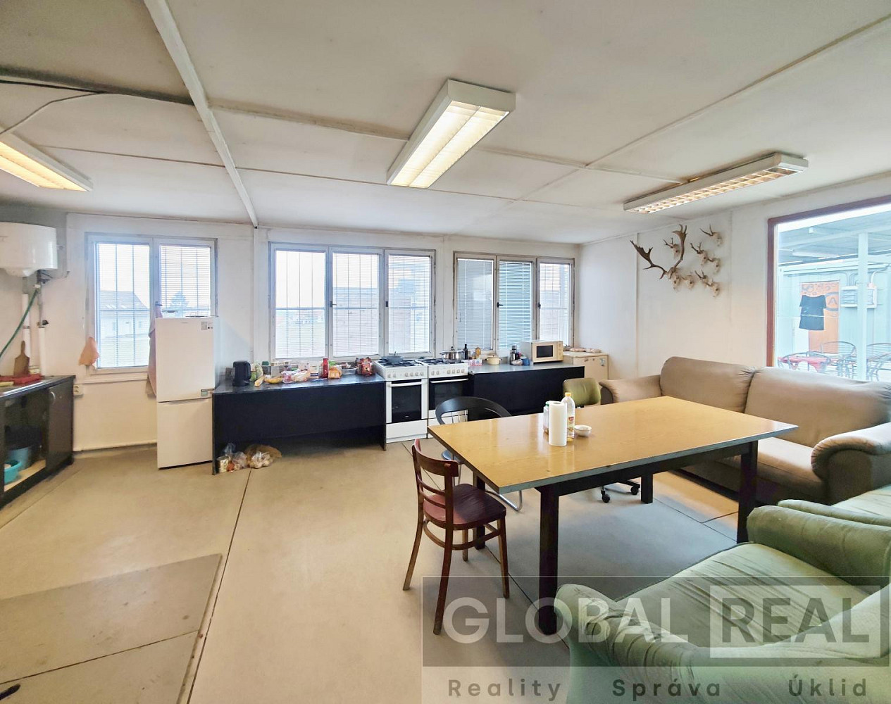 Pronájem ubytovacího objektu 250 m² – fotografie 4