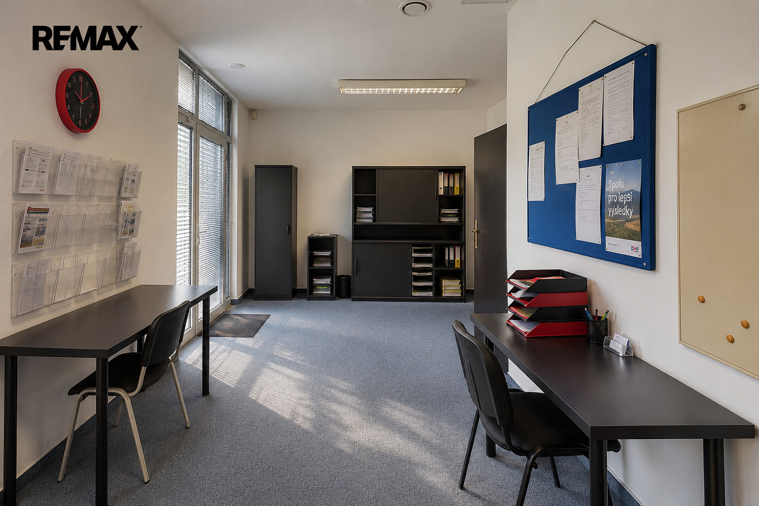 Pronájem kanceláře 87 m² – fotografie 3