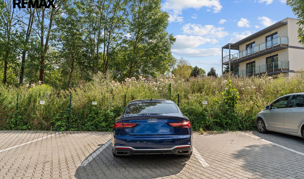 Prodej bytu 1+kk 29 m², Praha – náhled fotky 19