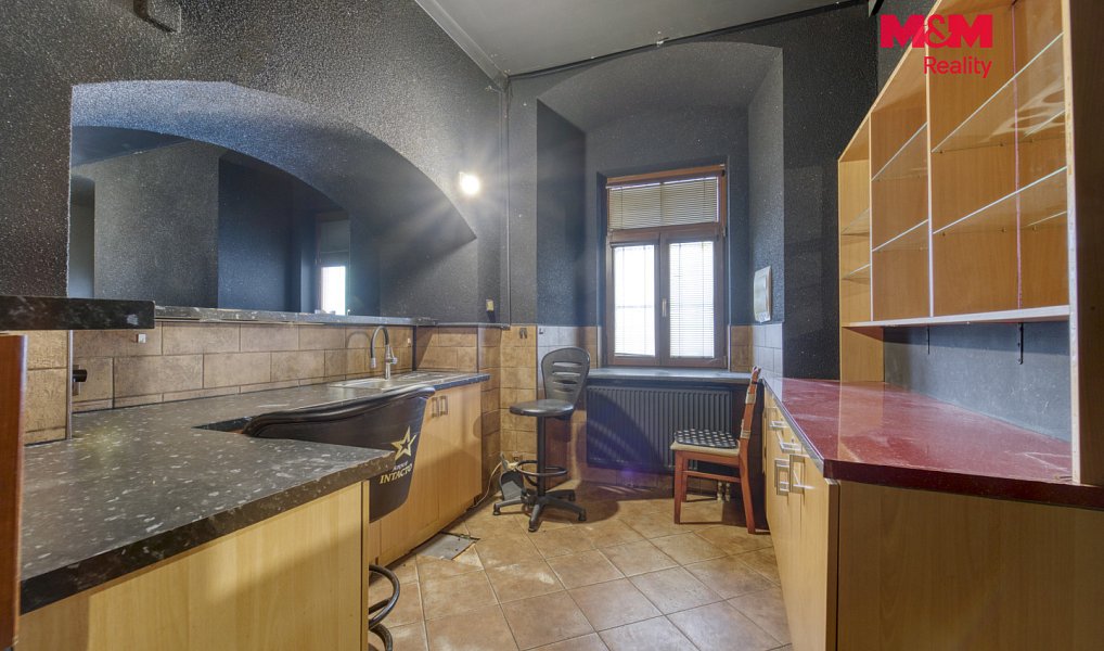 Pronájem obchodních prostor 89 m², Stříbro – náhled fotky 3