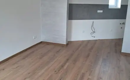 Prodej bytu 2+kk 55 m², Závodu míru, Karlovy Vary - Stará Role