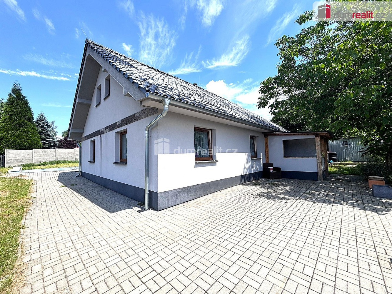 Prodej domu 135 m² s pozemkem 1 037 m²