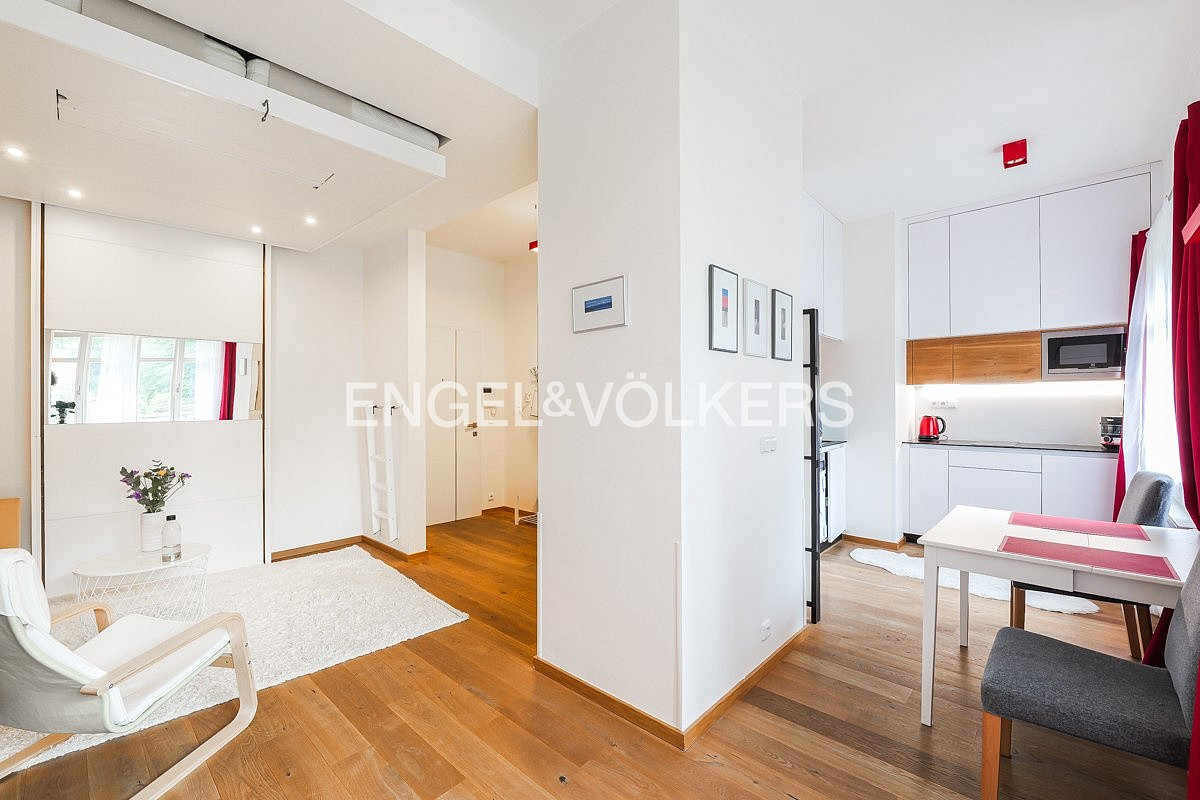 Pronájem bytu 1+kk 38 m² — photo 3