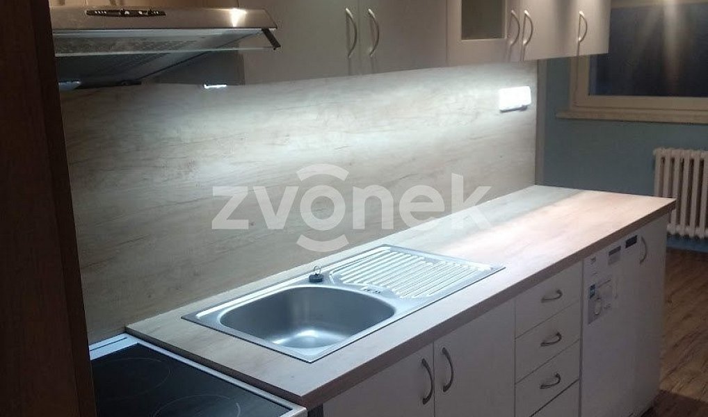 Pronájem bytu 2+1 61 m², Napajedla – náhled fotky 3
