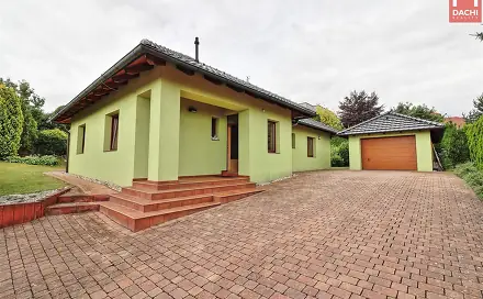 Pronájem domu 140 m² s pozemkem 731 m², Pod Letištěm, Olomouc - Neředín