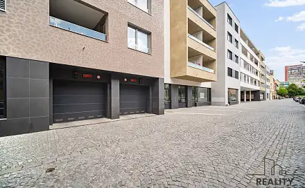 Pronájem bytu 1+kk 32 m²