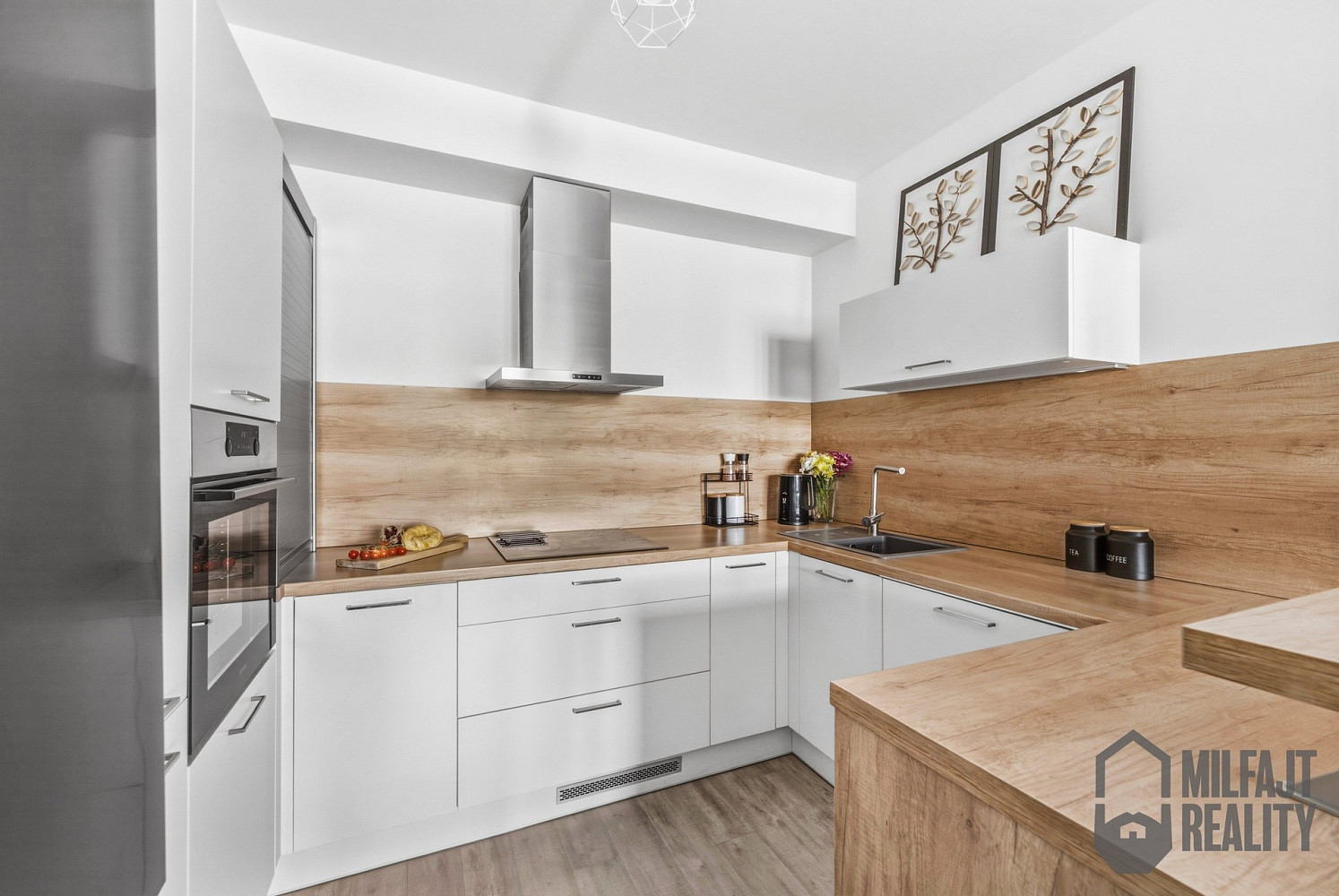 Prodej bytu 3+kk 81 m² — photo 3