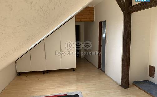 Pronájem bytu 1+kk 58 m², Vojkovice - Bukol, okres Mělník