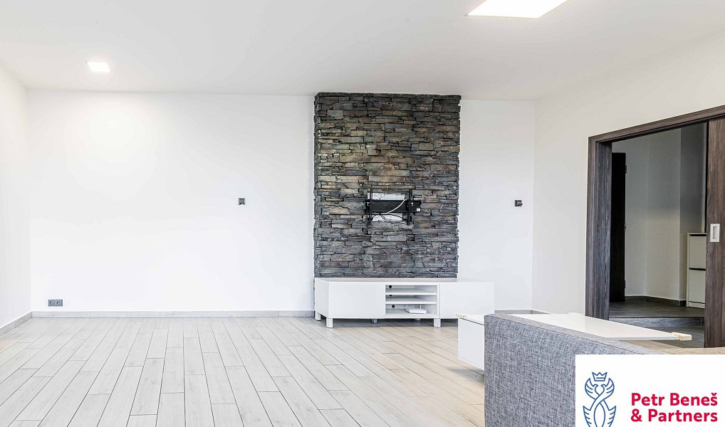 Prodej bytu 3+kk 69 m², Nové Strašecí – náhled fotky 11