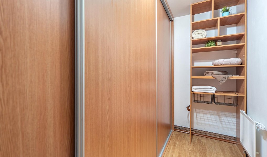 Prodej domu 319 m² s pozemkem 300 m², Sluhy – náhled fotky 13