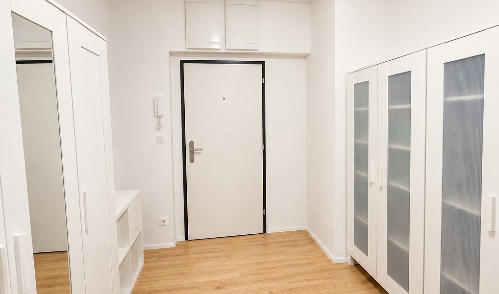 Pronájem bytu 4+kk 111 m², České Budějovice – náhled fotky 12