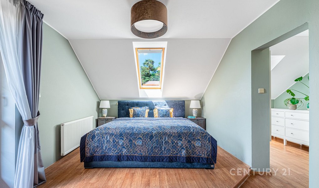 Prodej domu 185 m² s pozemkem 1 343 m², Benešov – náhled fotky 11