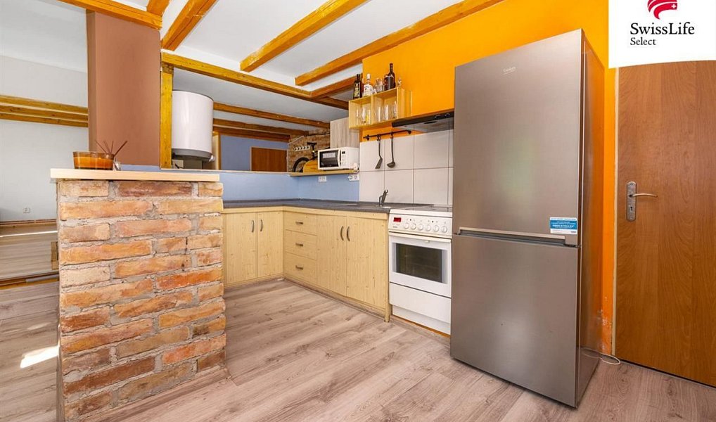 Prodej komerčního objektu (jiného typu) 253 m², Holice – náhled fotky 11