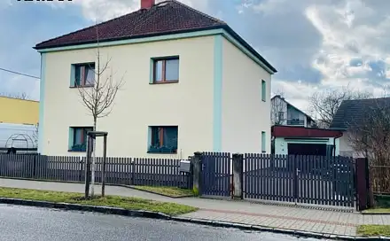 Prodej domu 249 m² s pozemkem 465 m², Černilov, okres Hradec Králové